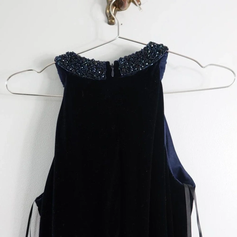 Navy velvet 80s‎ dress with sequin collar and back zipper dress